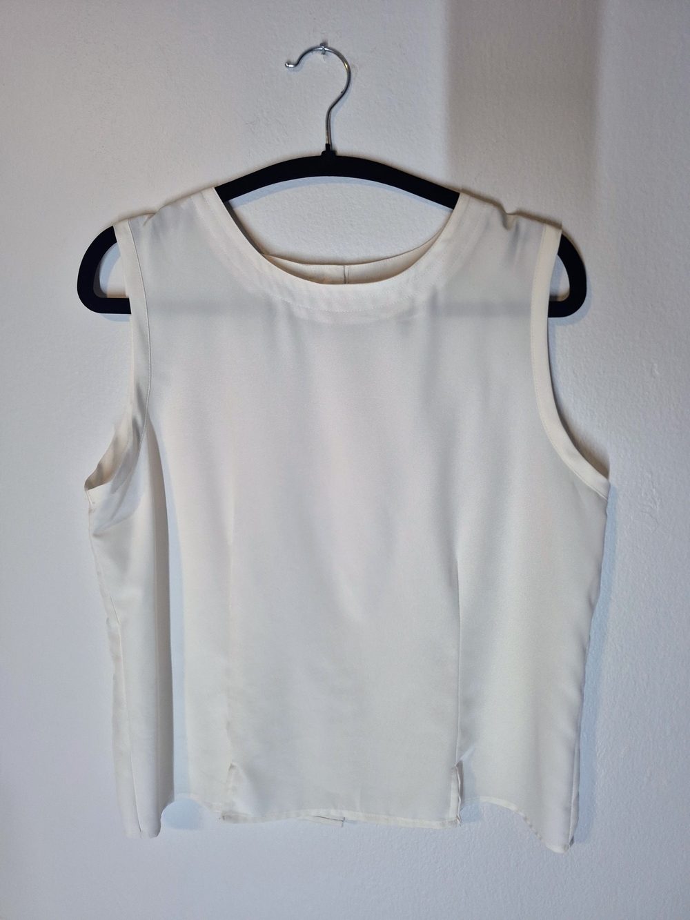 Notations Cream Sleeveless Round-Neck Tank